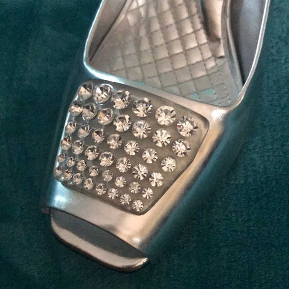 Shoes - Picture 2 of 3